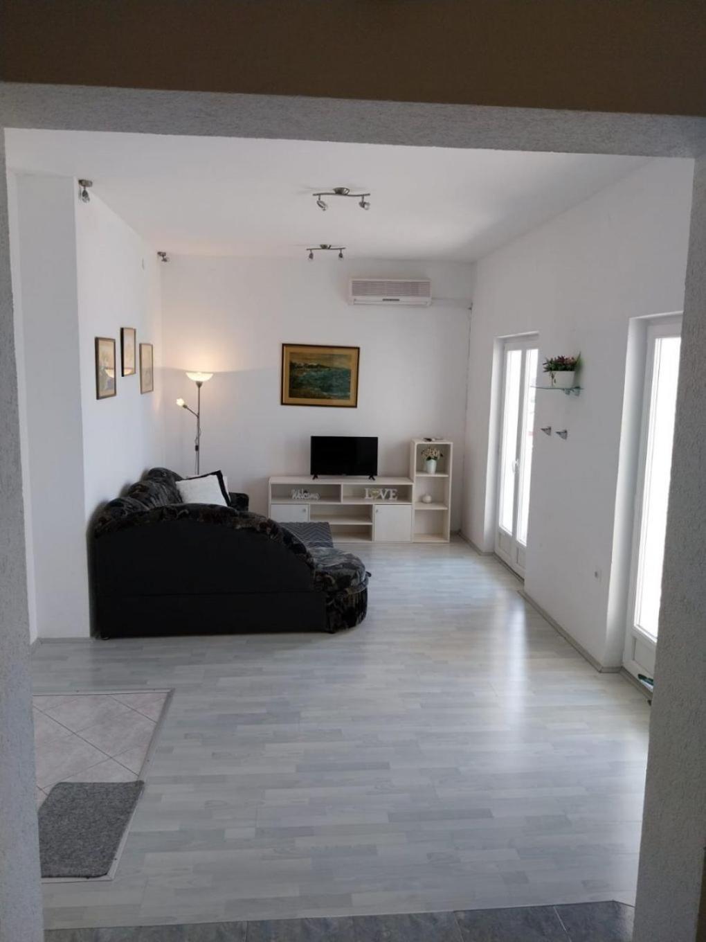 Apartments Josip 바스카보다 외부 사진